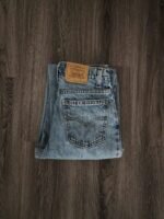 Vintage x "made in USA" Levi's 550 Orange Tab Relaxed Fit STUDENT Blue Jean - Image 2