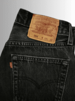 Vintage x 90s "made in Canada" 501 Levi's Red Tab Black Jean