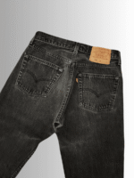 Vintage x 90s "made in Canada" 501 Levi's Red Tab Black Jean - Image 3