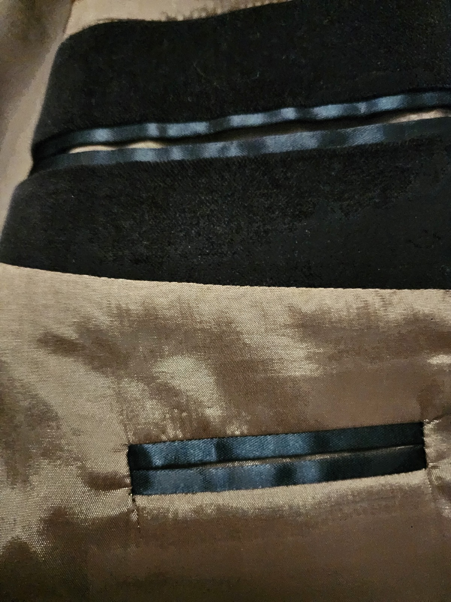 Heirloom-usedvintagestore-90s Hugo Boss Stratus Men's Brown Long Coat-image9 Vintage x 90s Hugo Boss Stratus Men's Brown Long Coat - Image 10
