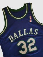 Vintage x 90s Champion NBA Dallas Mavericks Jamal Nashburn #32 Jersey - Image 3