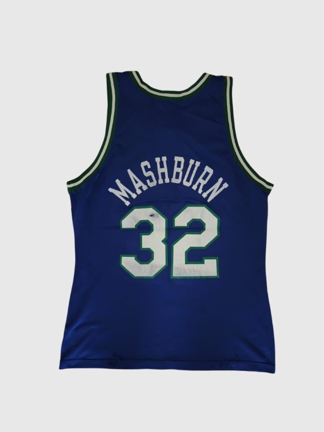 Vintage x 90s Champion NBA Dallas Mavericks Jamal Nashburn #32 Jersey - Image 7