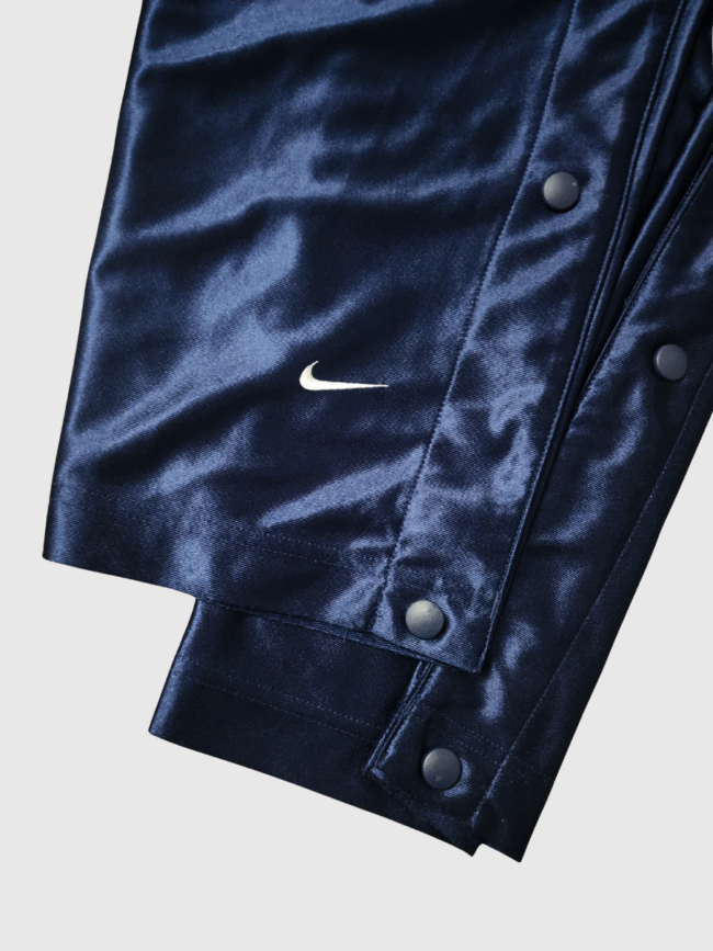 Vintage x 90s Nike Swoosh Team Sports Tear Away Pant - Image 5